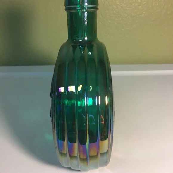 SOLD Vintage 1970’s Green Carnival Glass Decanter - Picture 2 of 8